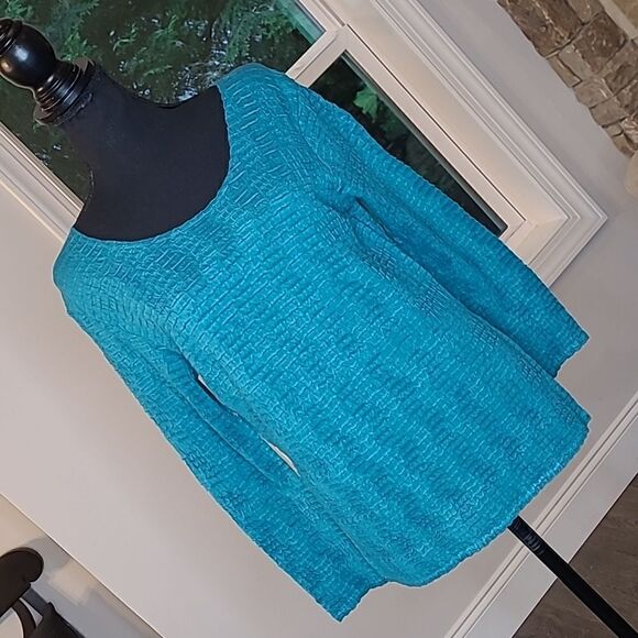 RAFAEL sz M textured tunic - Picture 1 of 7